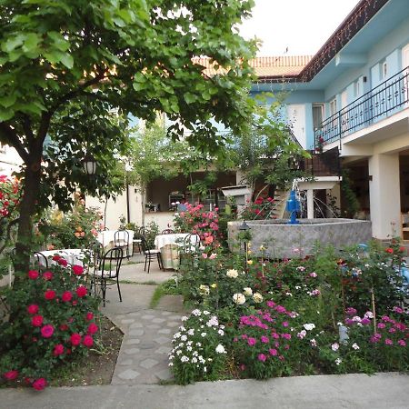 Hostel Tropical Drobeta Turnu Severin Exterior foto